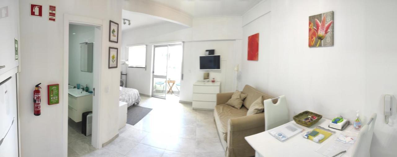 Flor Do Mar Apartment Оейраш Екстериор снимка